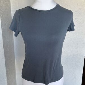 Zara Ribbed T Shirt Size Medium